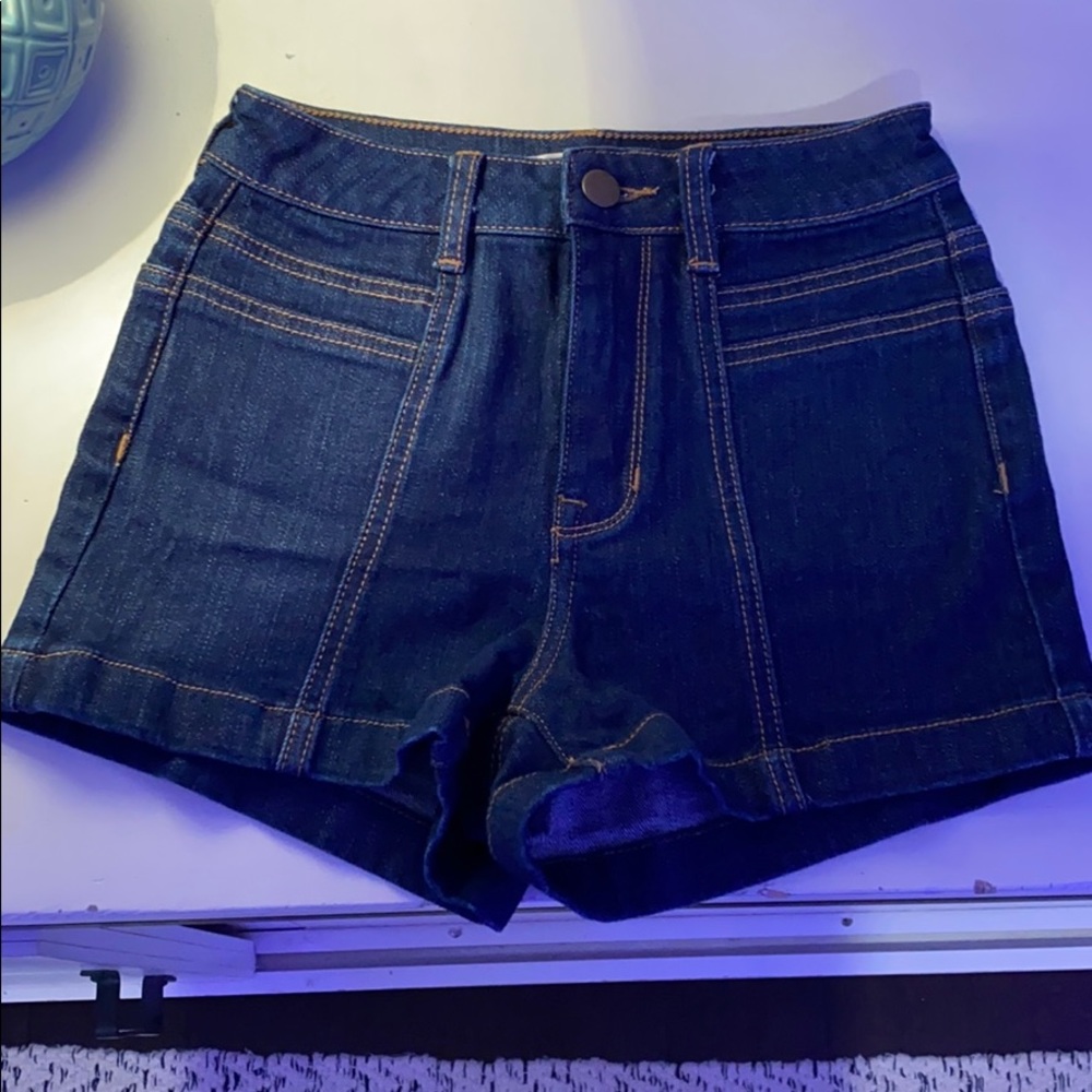 Lottie Moss jean shorts